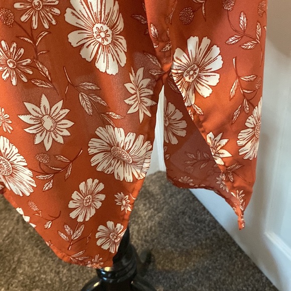 Maurices Kimono Cardigan Cover-Up One Size Orange/Rust w/ White Flowers NWT - Picture 4 of 7